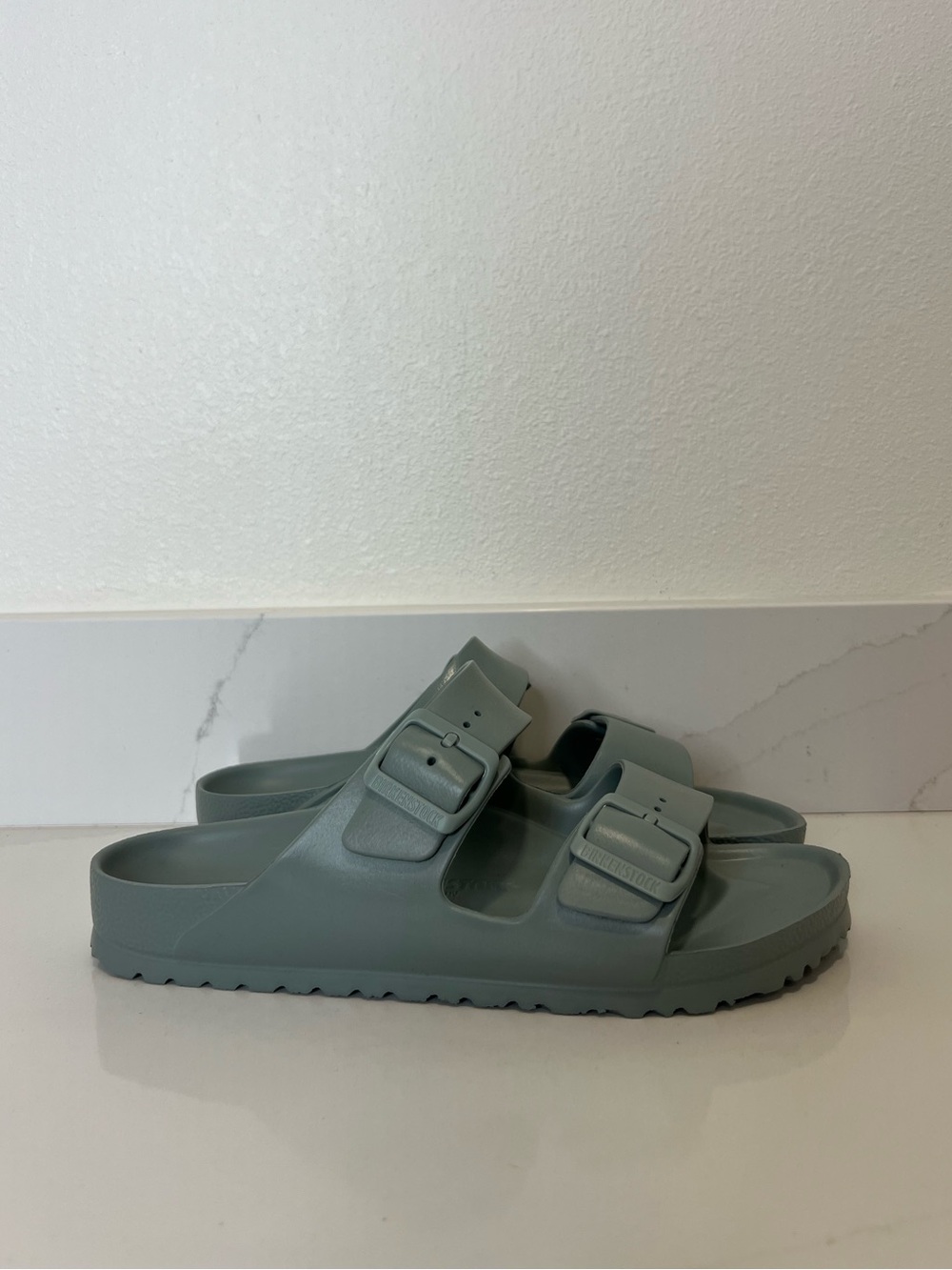 Birkenstock Adjustable Double-Buckle Slide Sandals in Sage women’s 9
